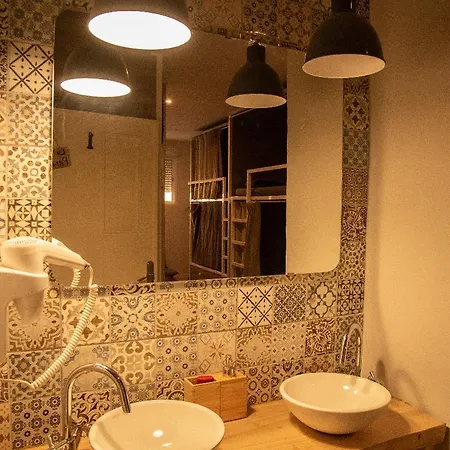 ホステル Cantagua